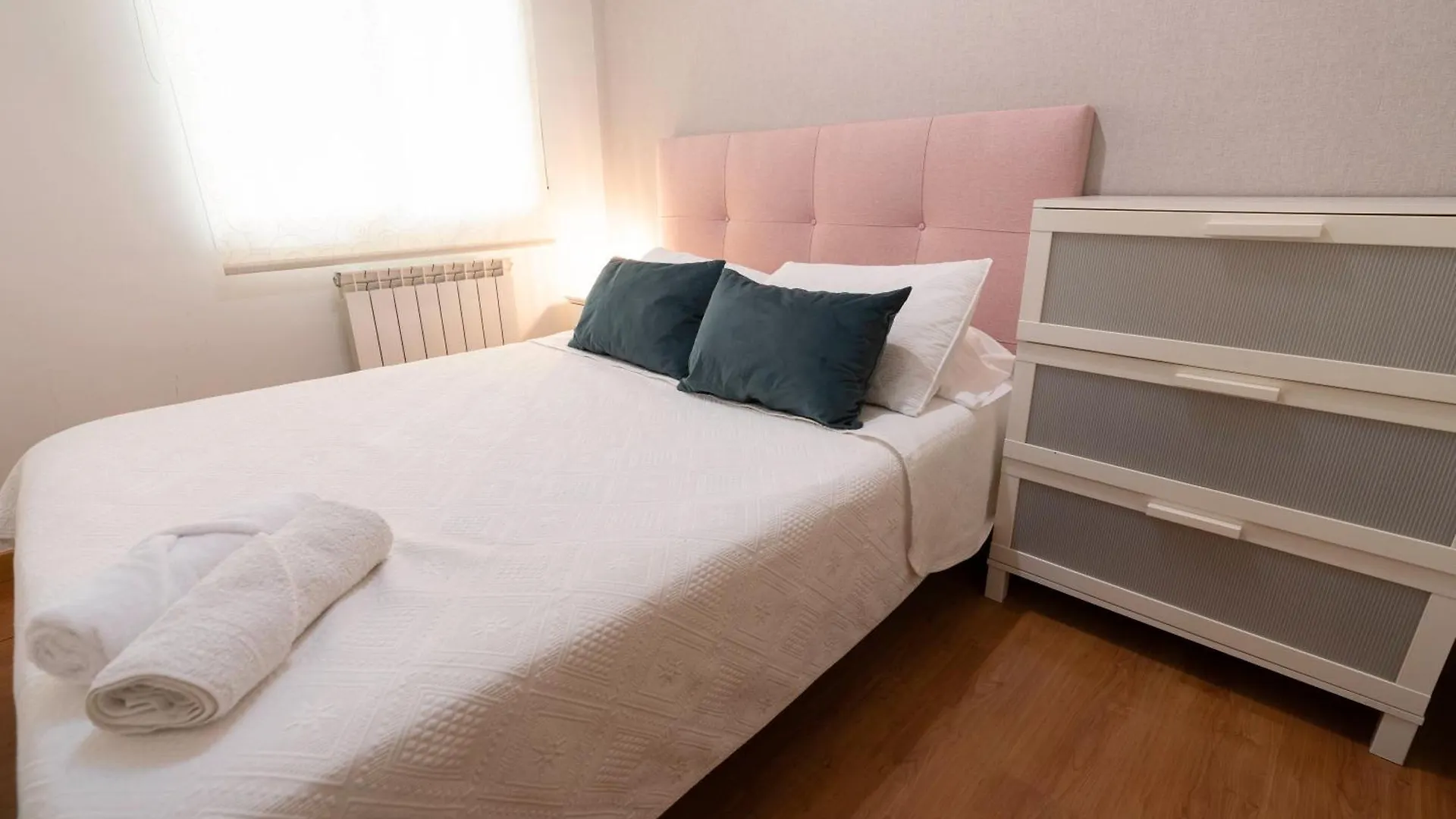 Urban Bliss, Precioso Apartamento A 6 Kms De Granada Centro Churriana de la Vega 0*,  Spain